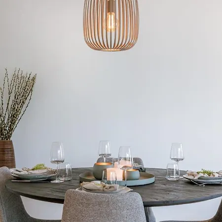 Huswell - Stylish 2 Bedroom With Terrace And Parking Apartment Ostend